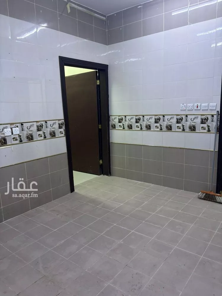 شقة للإيجار في شارع رقم 248, حي ظهرة لبن, مدينة الرياض, منطقة الرياض صورة 2