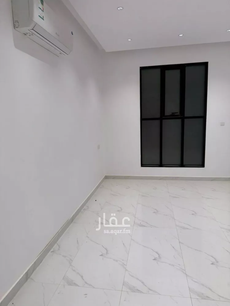 دور للبيع في شارع عبدالله بن جاسر, حي الرمال, مدينة الرياض, منطقة الرياض صورة 2