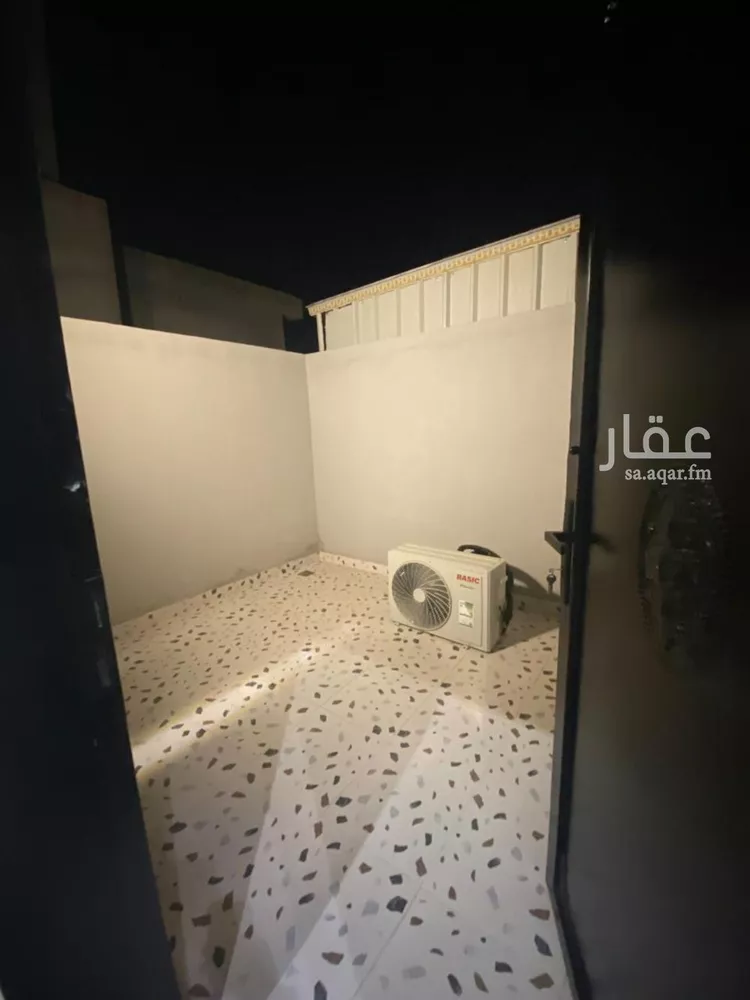 فيلا للإيجار في شارع سالم داغستاني, حي المهدية, مدينة الرياض, منطقة الرياض صورة 4