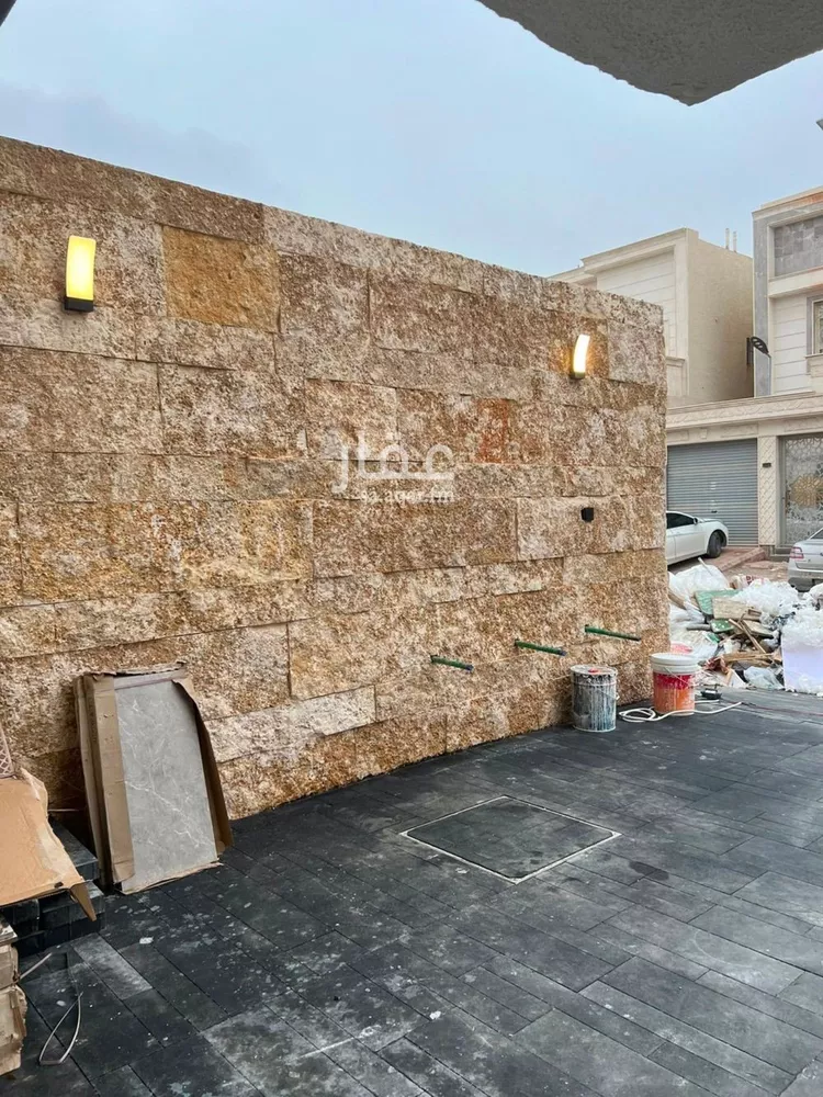 Floor for Sale in Riyadh Al Qadisiyah 10