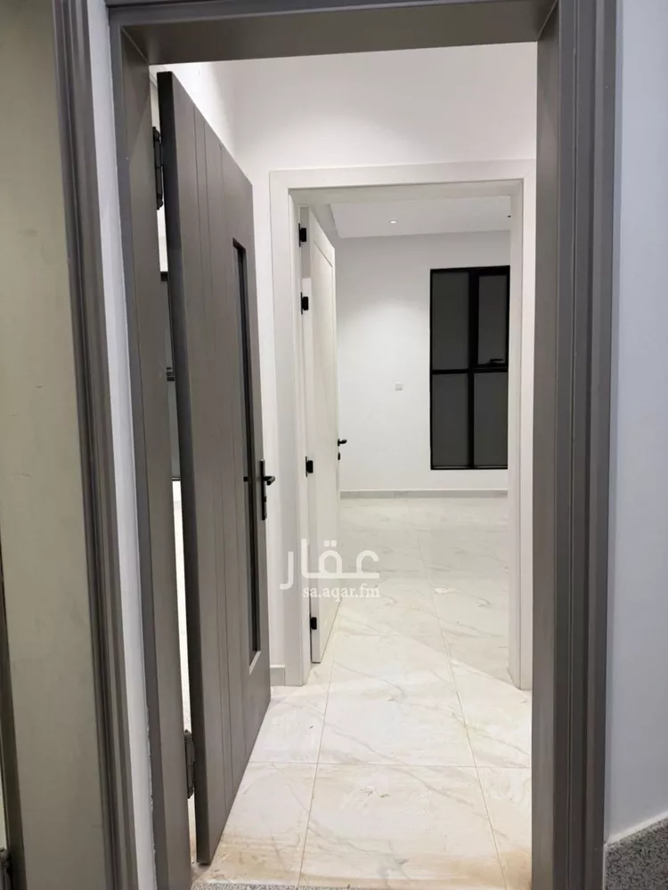 دور للبيع في شارع عبدالله بن جاسر, حي الرمال, مدينة الرياض, منطقة الرياض صورة 4