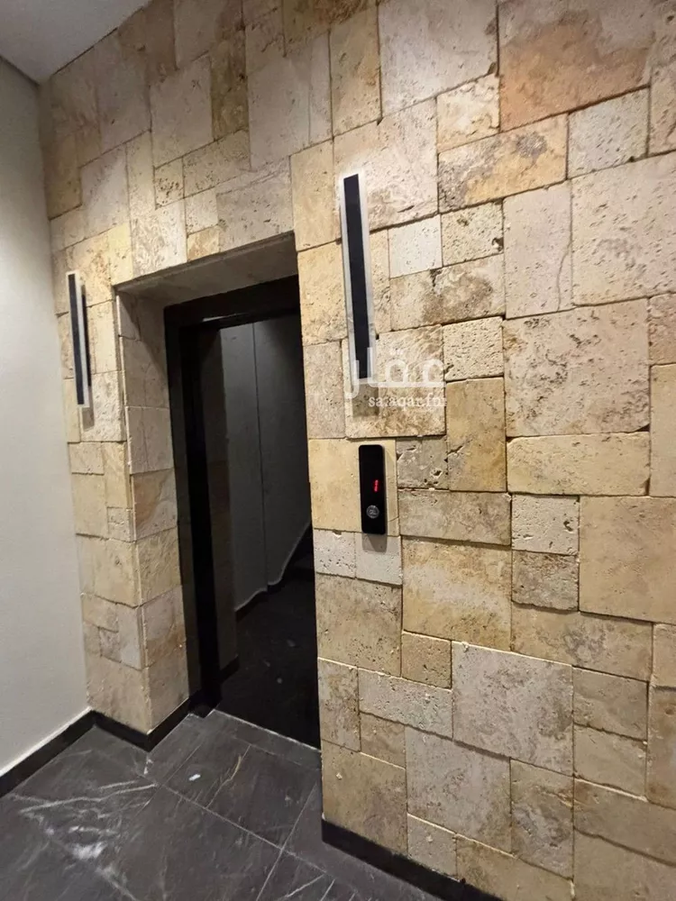 Floor for Sale in Riyadh Al Qadisiyah صورة 2