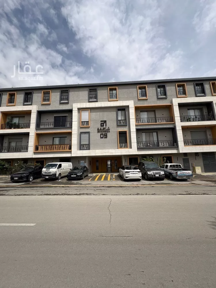 فيلا للإيجار في شارع الامير سلطان ابن عبدالعزيز, حي المعذر الشمالي, مدينة الرياض, منطقة الرياض