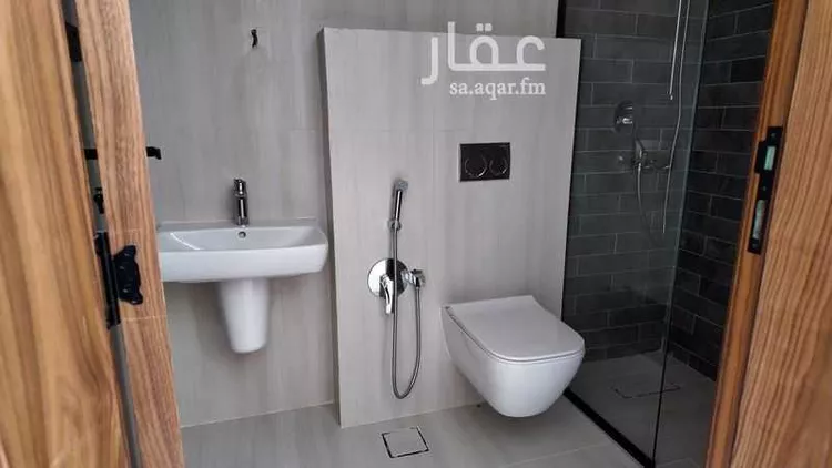 دور للبيع في شارع الدار الجديدة, حي الغدير, مدينة الرياض, منطقة الرياض 9