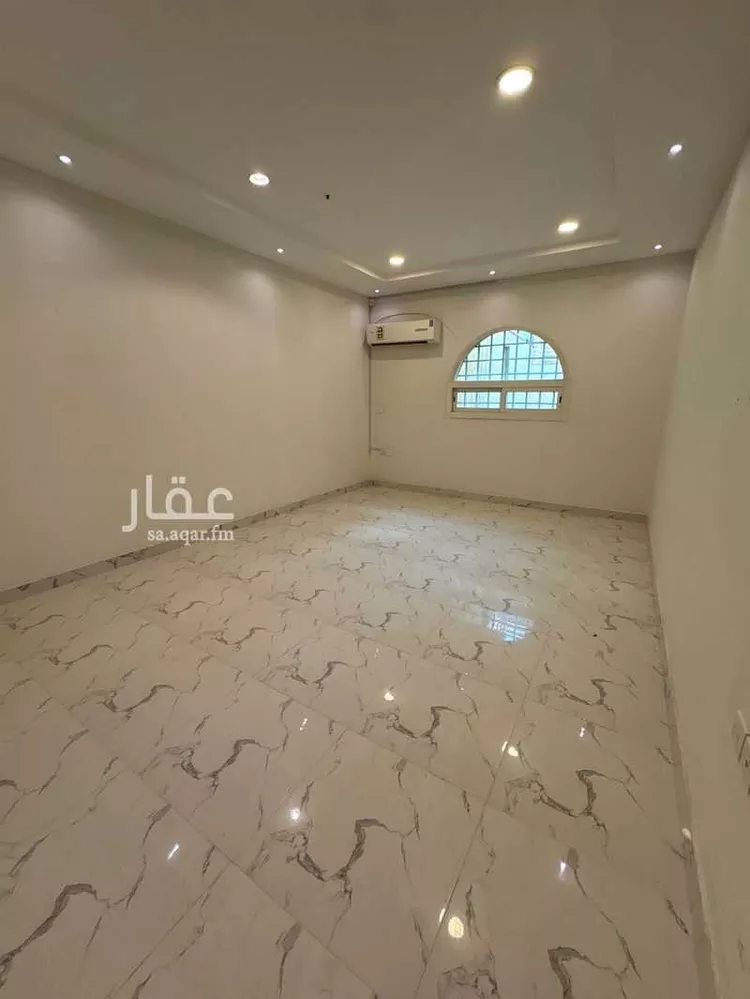 فيلا للإيجار في شارع علي أبي وادى, حي الغدير, مدينة الرياض, منطقة الرياض صورة 4