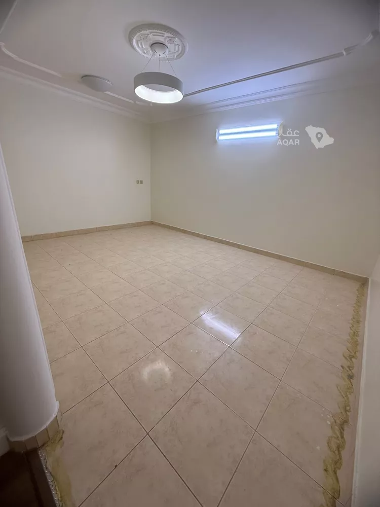 شقة للإيجار في شارع شهيد الدين ثم الوطن عبدالرحمن محمد الق, حي الشهداء, مدينة الرياض, منطقة الرياض 12