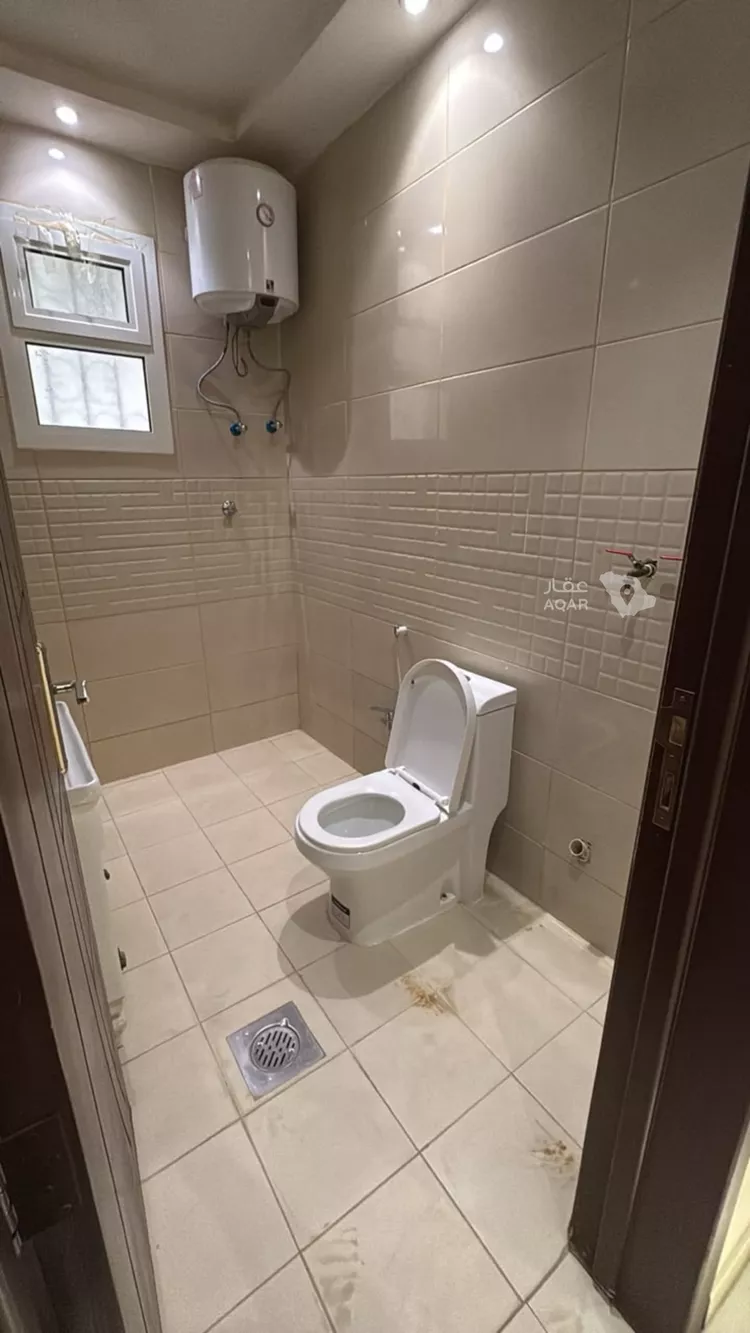 Floor for Rent in Riyadh Ishbiliyah 6