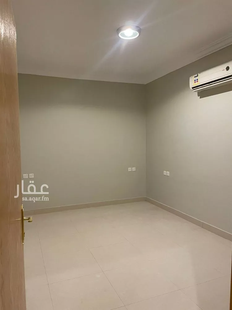 شقة للإيجار في شارع عبدالله بن شهيوين, حي الملقا, مدينة الرياض, منطقة الرياض صورة 3