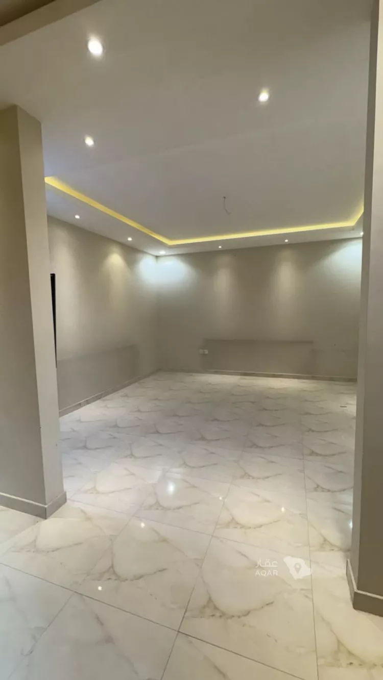 Floor for Rent in Riyadh Ishbiliyah 8