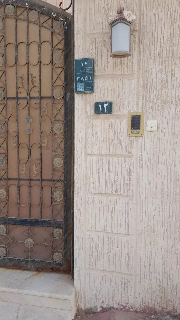 Floor for Rent in Riyadh Ishbiliyah 7