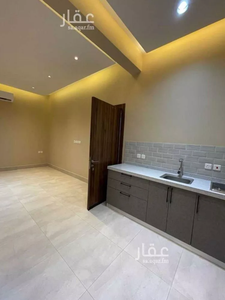 فيلا للإيجار في شارع هارون بن موسى, حي العارض, مدينة الرياض, منطقة الرياض صورة 3