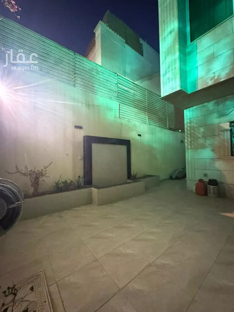 فيلا للبيع في شارع زيد بن عبدالرحمن, حي التعاون, مدينة الرياض, منطقة الرياض صورة 2