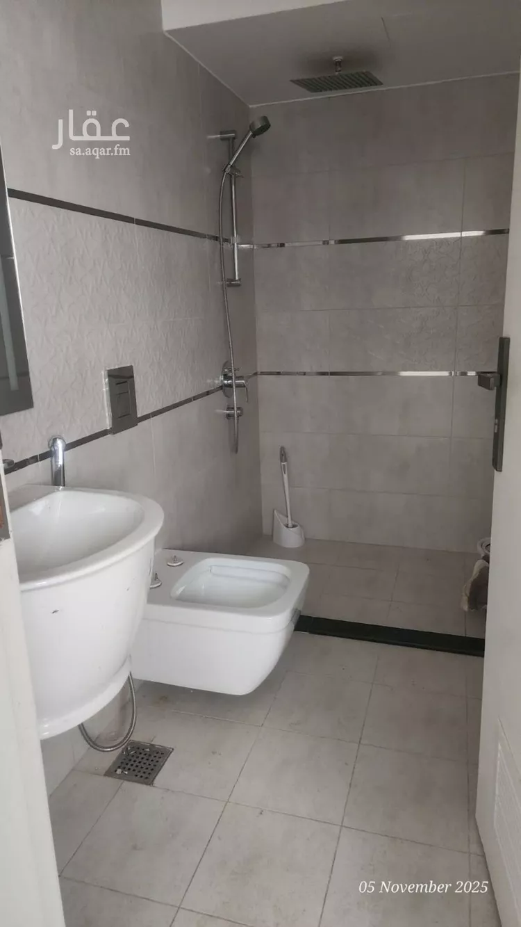 فيلا للبيع في شارع جعفر بن أبي طالب, حي السليمانية, مدينة الرياض, منطقة الرياض صورة 4