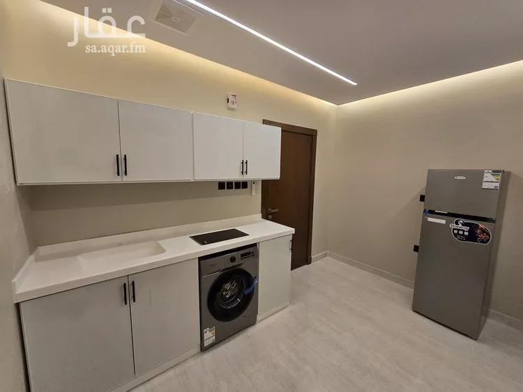 شقة للإيجار في شارع شهيد الدين ثم الوطن ناصر محمد العثمان, حي الشهداء, مدينة الرياض, منطقة الرياض صورة 3