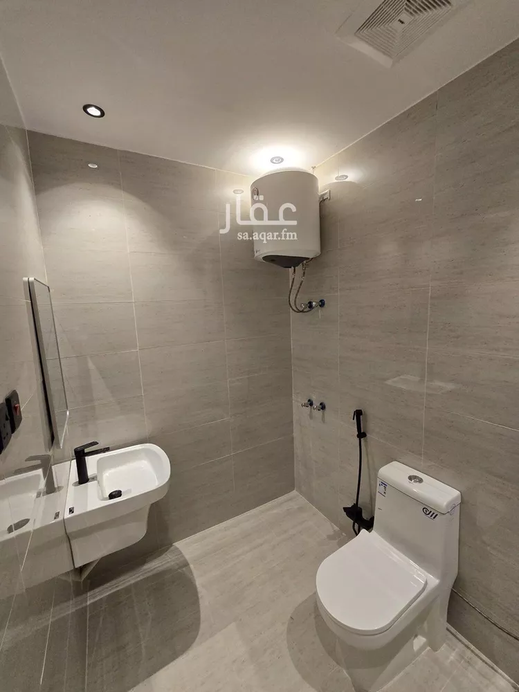 شقة للإيجار في شارع شهيد الدين ثم الوطن ناصر محمد العثمان, حي الشهداء, مدينة الرياض, منطقة الرياض صورة 3