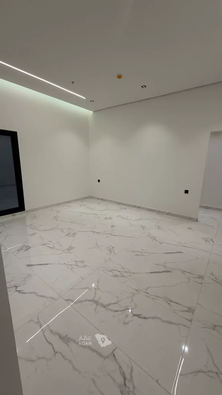Apartment for Sale in Al Khobar Al Hamra صورة 3