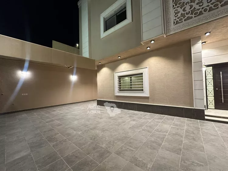 Villa for Sale in Riyadh Al Qirawan