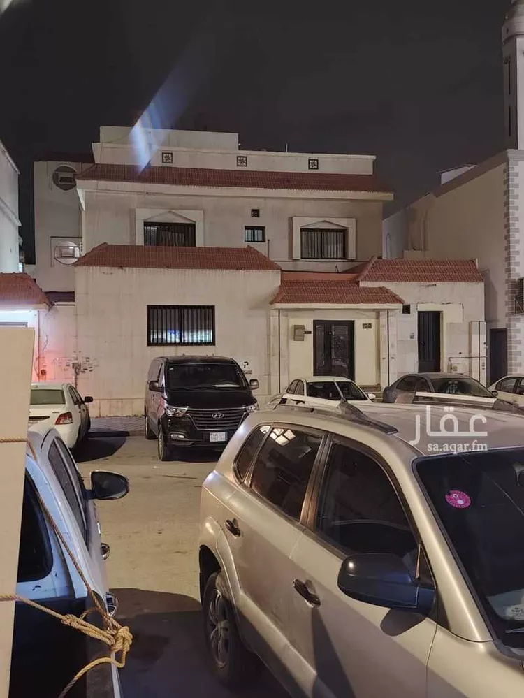 عمارة للبيع في شارع جدة, حي الثقبة, مدينة الخبر, المنطقة الشرقية صورة 2