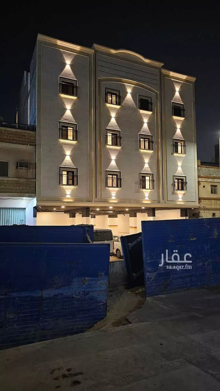 عمارة للبيع في شارع السابع والعشرون, حي الثقبة, مدينة الخبر, المنطقة الشرقية صورة 3