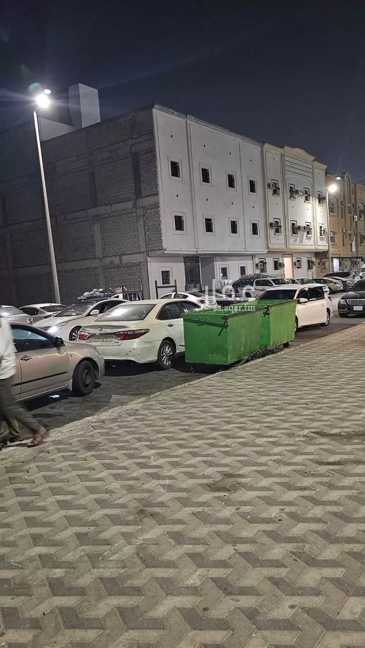 عمارة للبيع في حي الثقبة, مدينة الخبر, المنطقة الشرقية