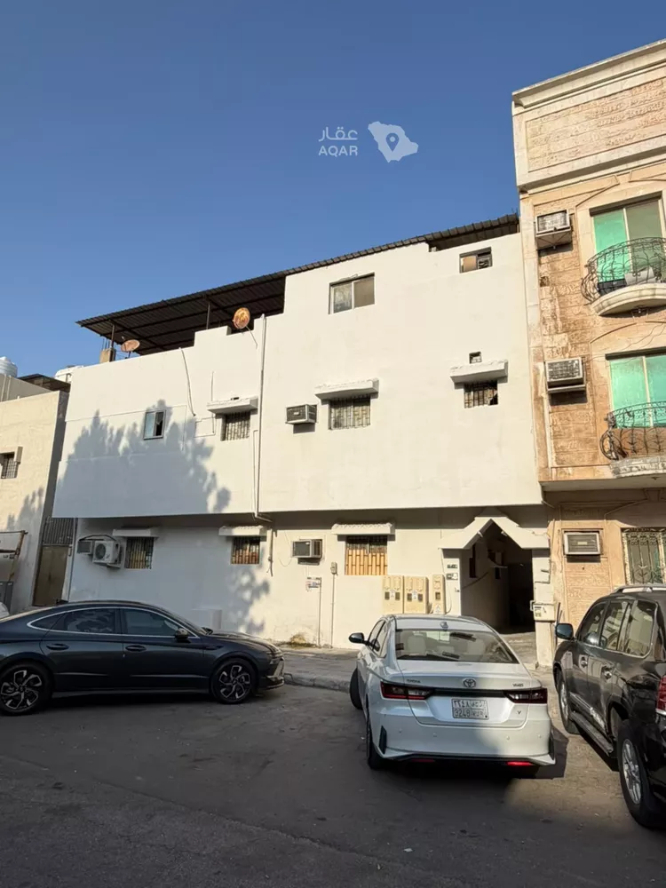 عمارة للبيع في شارع بريدة, حي الثقبة, مدينة الخبر, المنطقة الشرقية 2