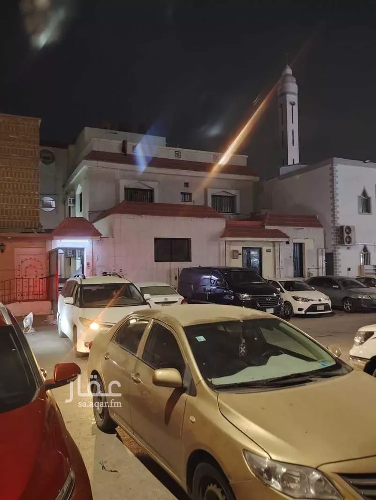 عمارة للبيع في شارع جدة, حي الثقبة, مدينة الخبر, المنطقة الشرقية