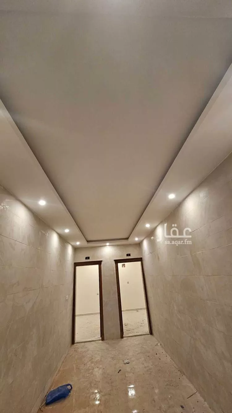 عمارة للبيع في شارع السابع والعشرون, حي الثقبة, مدينة الخبر, المنطقة الشرقية صورة 2