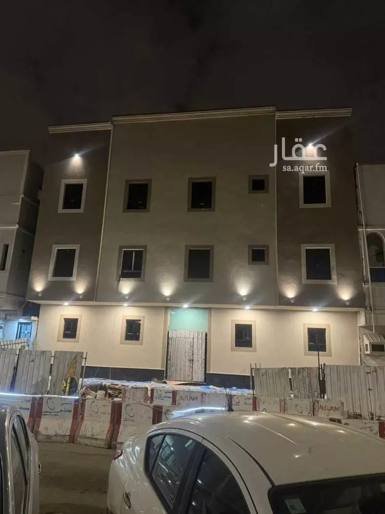 عمارة للبيع في حي الثقبة, مدينة الخبر, المنطقة الشرقية صورة 2