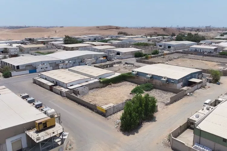 أرض للإيجار في شارع المبارز علي الحسين برطاس, حي المنتزهات, مدينة جدة, منطقة مكة المكرمة صورة 2