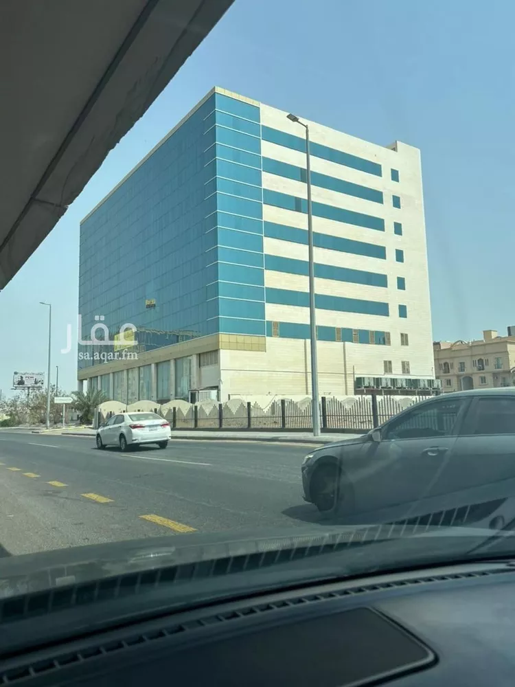 محل للإيجار في شارع طريق المدينة المنورة فرعي, حي البوادي, مدينة جدة, منطقة مكة المكرمة صورة 4