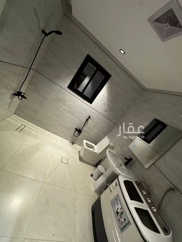 Building for Sale in Medina Al Khalidiyah
