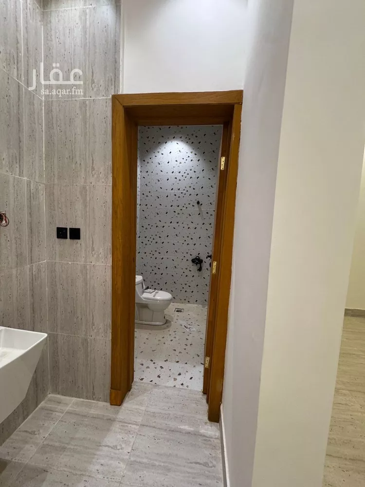 دور للبيع في شارع محمد سعدون السويحلي, حي طويق, مدينة الرياض, منطقة الرياض صورة 5