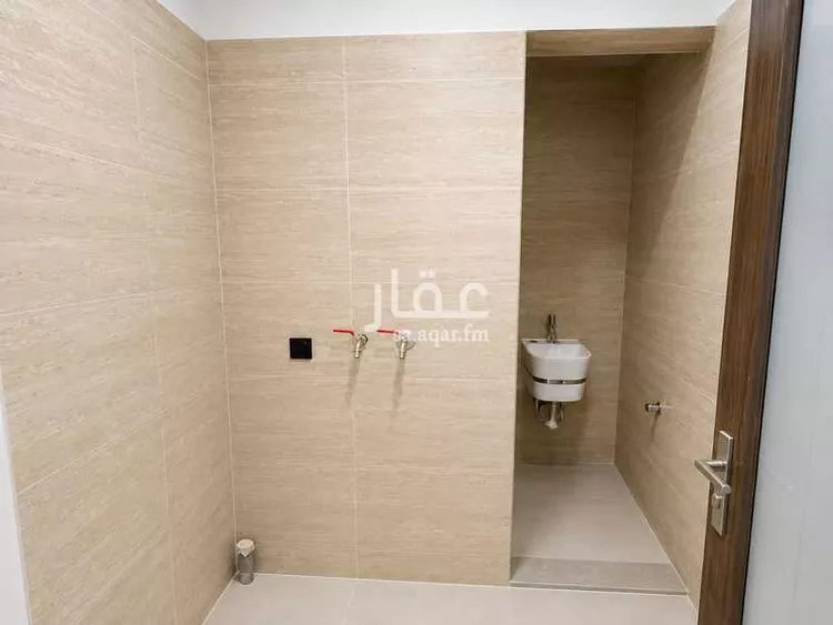 شقة للبيع في شارع حبيب بن عبد شمس بن المغيره, حي الشوقية, مدينة مكة المكرمة, منطقة مكة المكرمة 8
