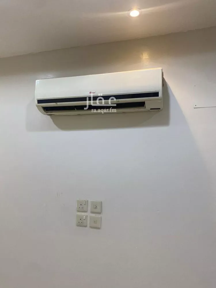 شقة للإيجار في شارع ابن سيده اللغوي, حي عكاظ, مدينة الرياض, منطقة الرياض