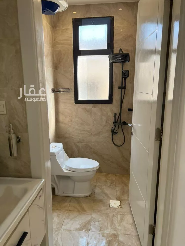 شقة للإيجار في شارع ابن سيده اللغوي, حي عكاظ, مدينة الرياض, منطقة الرياض صورة 3