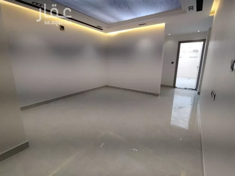 دور للبيع في شارع الإمام مسلم, حي بدر, مدينة الرياض, منطقة الرياض صورة 2