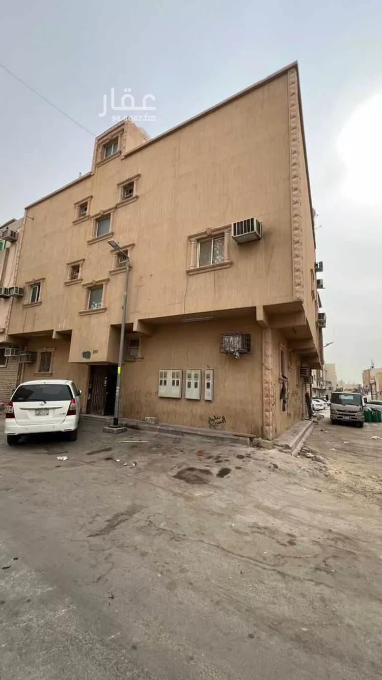 عمارة للبيع في شارع يوسف اللخمي , حي المرقب, مدينة الرياض, منطقة الرياض صورة 2