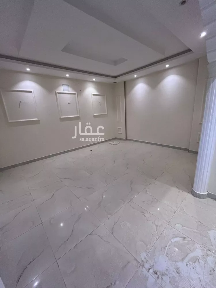 فيلا للبيع في شارع الباجوري, حي المهدية, مدينة الرياض, منطقة الرياض صورة 5