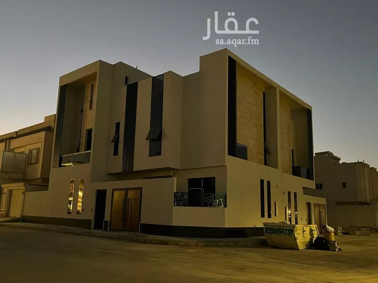 فيلا للبيع في شارع أبي الشيخ الأصبهاني, حي المهدية, مدينة الرياض, منطقة الرياض 11