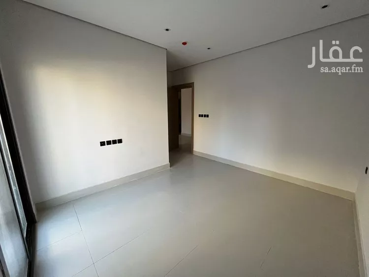 شقة للبيع في شارع عبدالعزيز بن إسماعيل, حي المهدية, مدينة الرياض, منطقة الرياض صورة 2