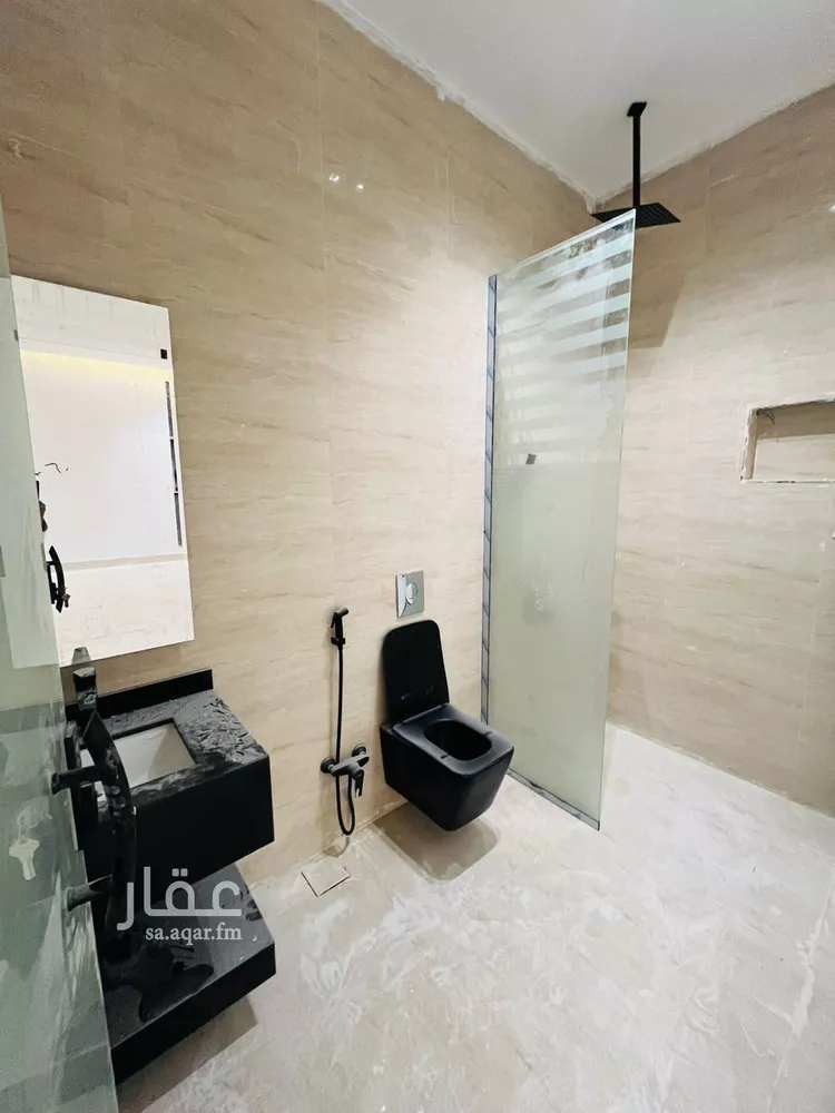فيلا للبيع في شارع أبي الشيخ الأصبهاني, حي المهدية, مدينة الرياض, منطقة الرياض 9