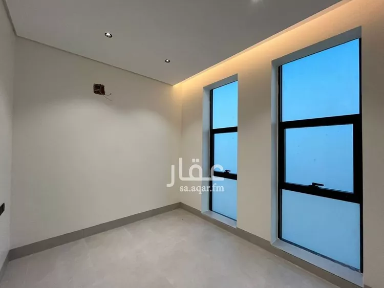 فيلا للبيع في شارع أبي الحسن الأسفرائيني, حي المهدية, مدينة الرياض, منطقة الرياض 17