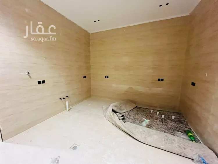 فيلا للبيع في شارع أبي الشيخ الأصبهاني, حي المهدية, مدينة الرياض, منطقة الرياض 8