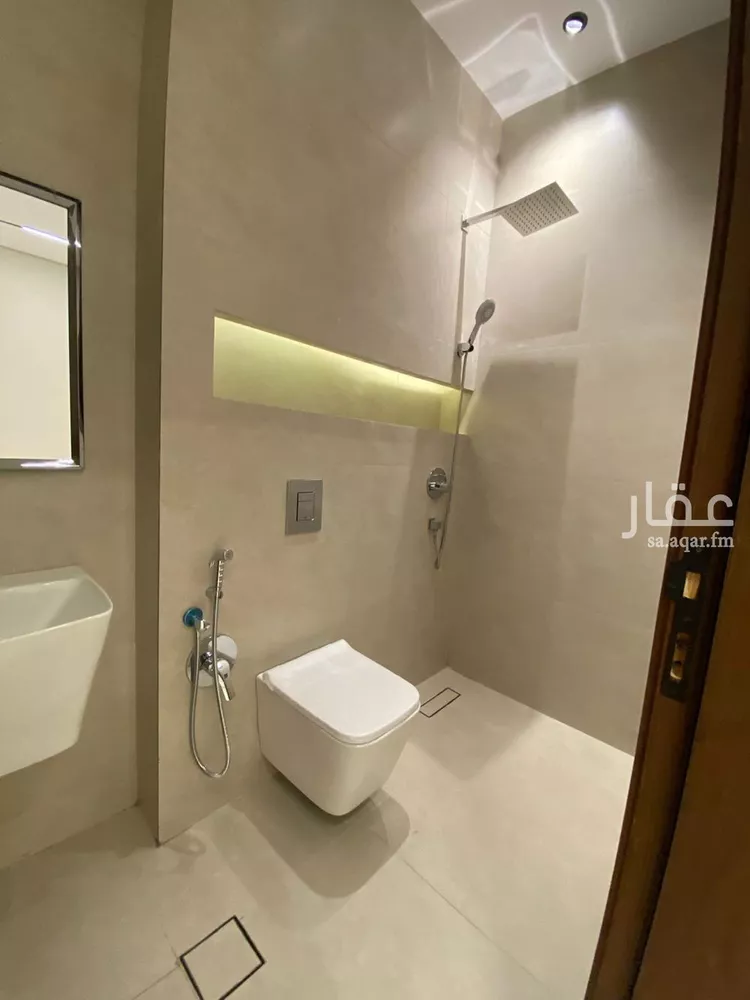 Villa for Sale in Riyadh Al Mahdiyah 19
