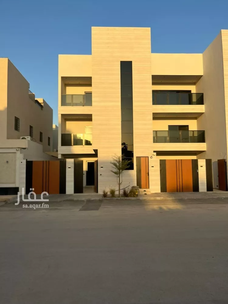 فيلا للبيع في شارع أبي الحسن الأسفرائيني, حي المهدية, مدينة الرياض, منطقة الرياض 6