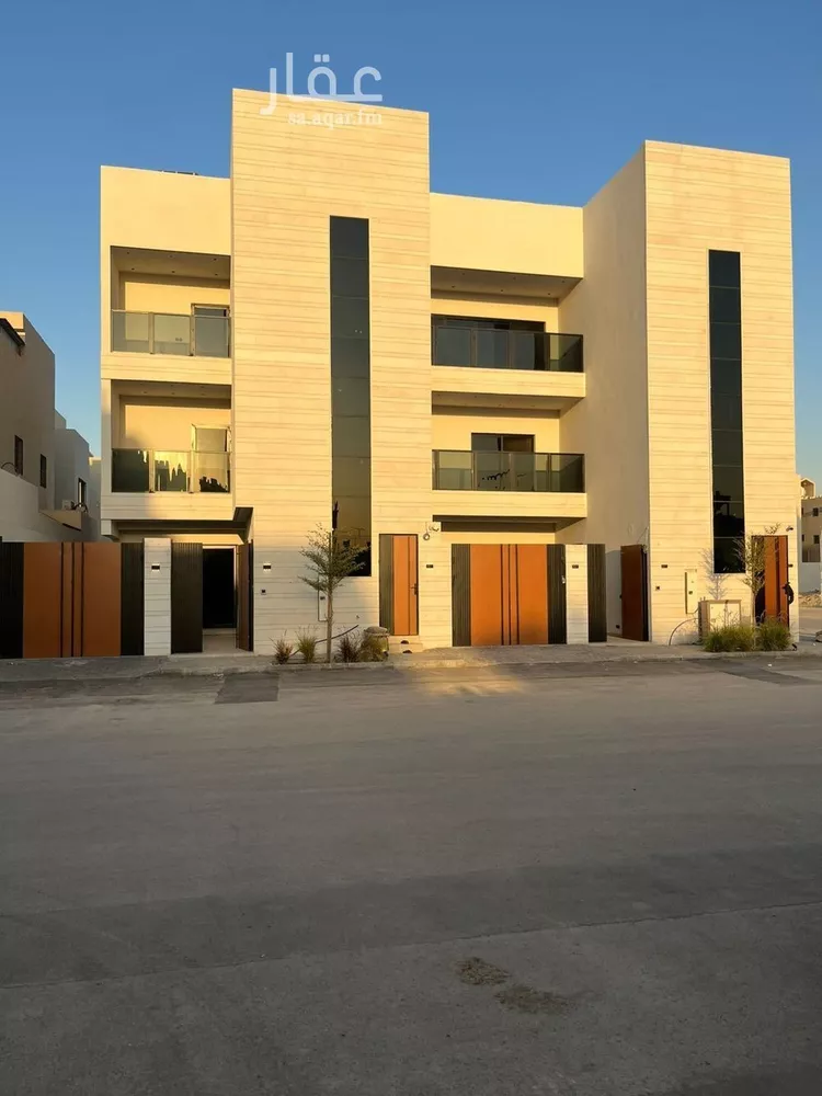 فيلا للبيع في شارع أبي الحسن الأسفرائيني, حي المهدية, مدينة الرياض, منطقة الرياض 9