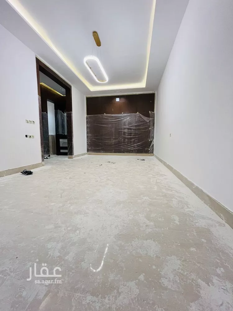 فيلا للبيع في شارع أبي الشيخ الأصبهاني, حي المهدية, مدينة الرياض, منطقة الرياض 24