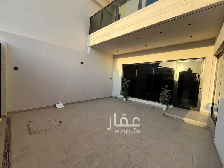 فيلا للبيع في شارع أبي الحسن الأسفرائيني, حي المهدية, مدينة الرياض, منطقة الرياض 7
