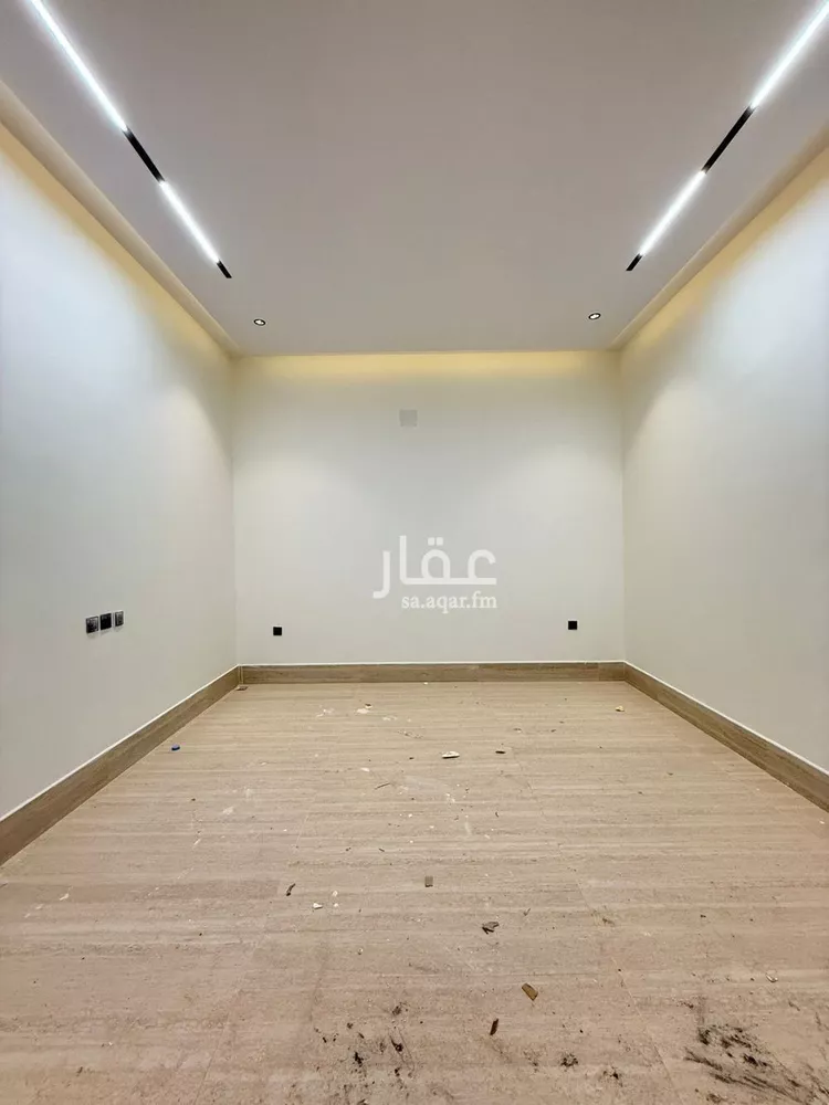 فيلا للبيع في شارع أبي الشيخ الأصبهاني, حي المهدية, مدينة الرياض, منطقة الرياض 18