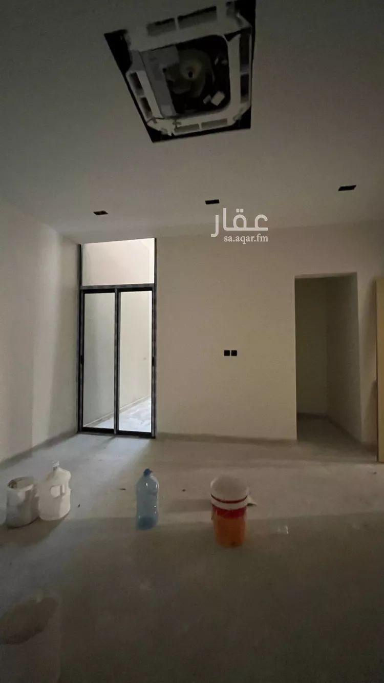 فيلا للبيع في شارع احمد الكازرونى, حي المهدية, مدينة الرياض, منطقة الرياض صورة 4